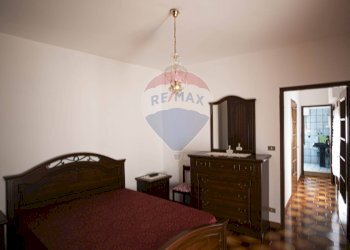 Camera / camera da letto - Casa indipendente via di Emilia
 
10, Vizzini - foto 9