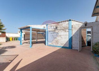 Terrazza - Attività Commerciale Via Costa Esperia, Vittoria - foto 3