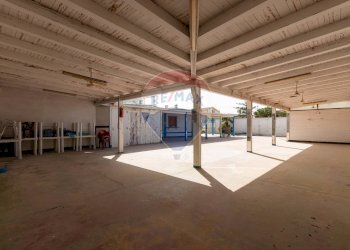 Terrazza - Attività Commerciale Via Costa Esperia, Vittoria - foto 6