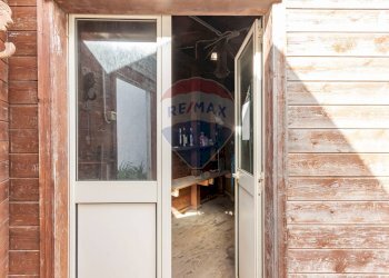 Bagno - Attività Commerciale Via Costa Esperia, Vittoria - foto 12