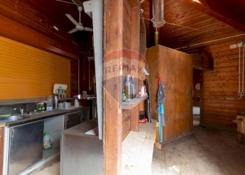 Cucina - Attività Commerciale Via Costa Esperia, Vittoria - foto 16