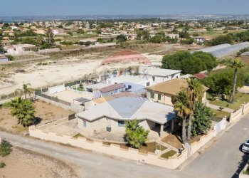 Edificio all\'aperto - Villa Via del Mirtillo, Ispica - foto 42