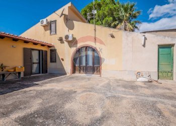 Casa all\'aperto - Villa CONTRADA DESERTO
 
227, Comiso - foto 47