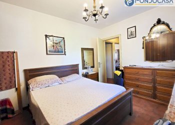 camera matrimoniale 1 - Quadrilocale Via del Ceppetto
 
43, Camaiore - foto 13