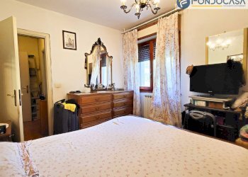 camera matrimoniale 1 - Quadrilocale Via del Ceppetto
 
43, Camaiore - foto 14