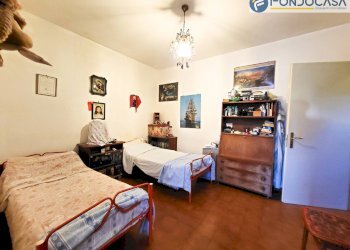 camera matrimoniale 2 - Quadrilocale Via del Ceppetto
 
43, Camaiore - foto 16