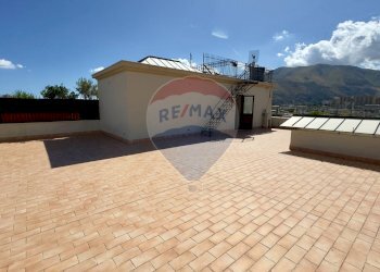 Terrazza - Appartamento piazza ponte Ammiraglio
 
245, Palermo - foto 3