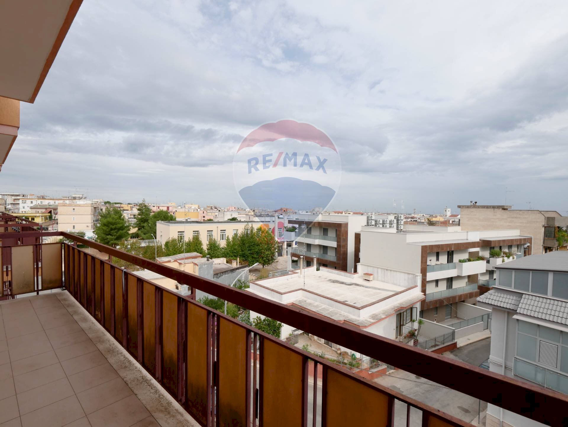 Balcone - Three-room apartment Via 2 Giugno, Toritto - photo 3