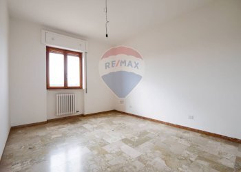 Stanza vuota - Trilocale Via 2 Giugno, Toritto - foto 10