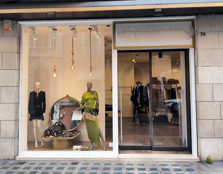 Dettagli - Attività Commerciale Via Dante Alighieri, Bari - foto 1