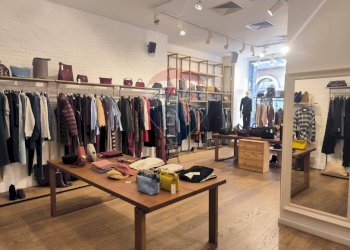 Cabina armadio - Attività Commerciale Via Dante Alighieri, Bari - foto 3