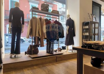 Cabina armadio - Attività Commerciale Via Dante Alighieri, Bari - foto 7