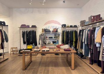 Cabina armadio - Attività Commerciale Via Dante Alighieri, Bari - foto 11