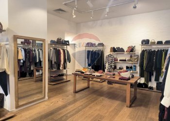 Cabina armadio - Attività Commerciale Via Dante Alighieri, Bari - foto 12