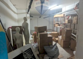 Dispensa di stoccaggio - Commercial Premises Via Alessandro Manzoni
 
97, Bari - photo 21