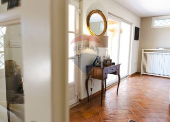 Hall / corridoio - Villa Sassari - foto 31