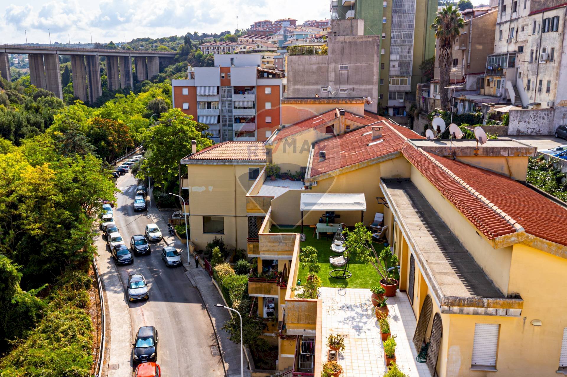 Edificio all\'aperto - Attic Via Carso
 
35/a 35/B, Sassari - photo 2