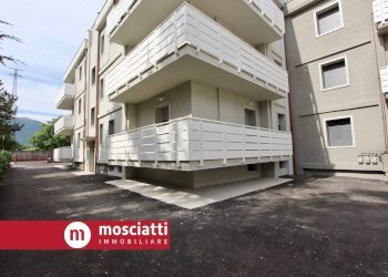 Foto 1 - Appartamento Via Enrico Fermi
 
2, Matelica - foto 1