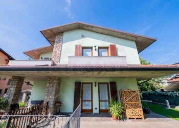 Foto 2 - Semi-detached house via Padania
 
snc, Corte Franca - photo 2