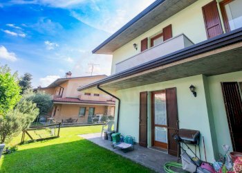 Foto 83 - Semi-detached house via Padania
 
snc, Corte Franca - photo 83