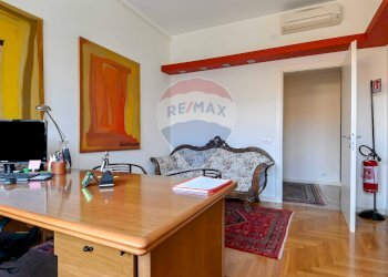 Camera / camera da letto - Ufficio Via Torquato Taramelli
1, Bergamo - foto 16