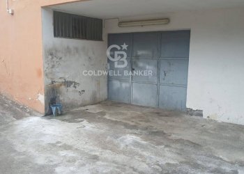 Foto 7 - Magazzino Via Diana
 
122, Fiumefreddo di Sicilia - foto 7