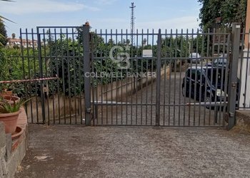 Foto 11 - Magazzino Via Diana
 
122, Fiumefreddo di Sicilia - foto 11