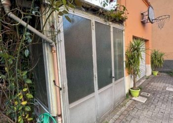 Cortile interno - Box via Pietro Antonio Cataldi, 35, Bologna (zona Borgo Panigale) - foto 3