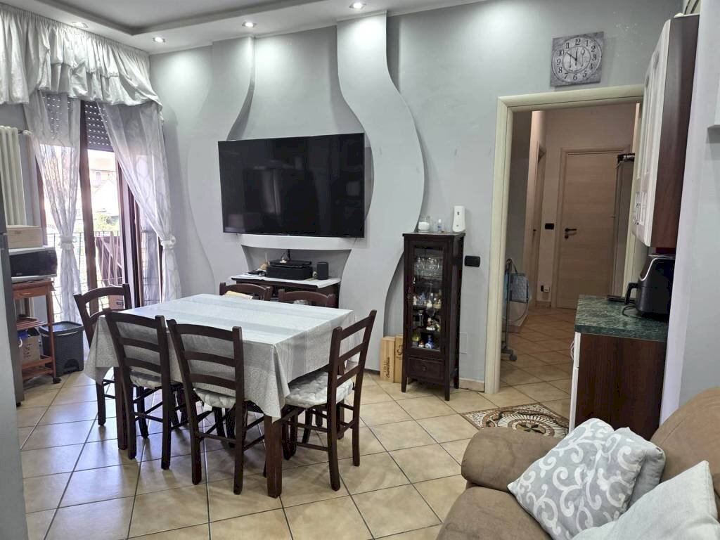 Salone - Trilocale via GORIZIA, 30, Sesto San Giovanni - foto 3