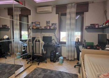 Camera da letto - Trilocale via GORIZIA, 30, Sesto San Giovanni - foto 21