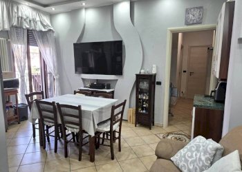 Salone - Three-room apartment via GORIZIA, 30, Sesto San Giovanni - photo 2