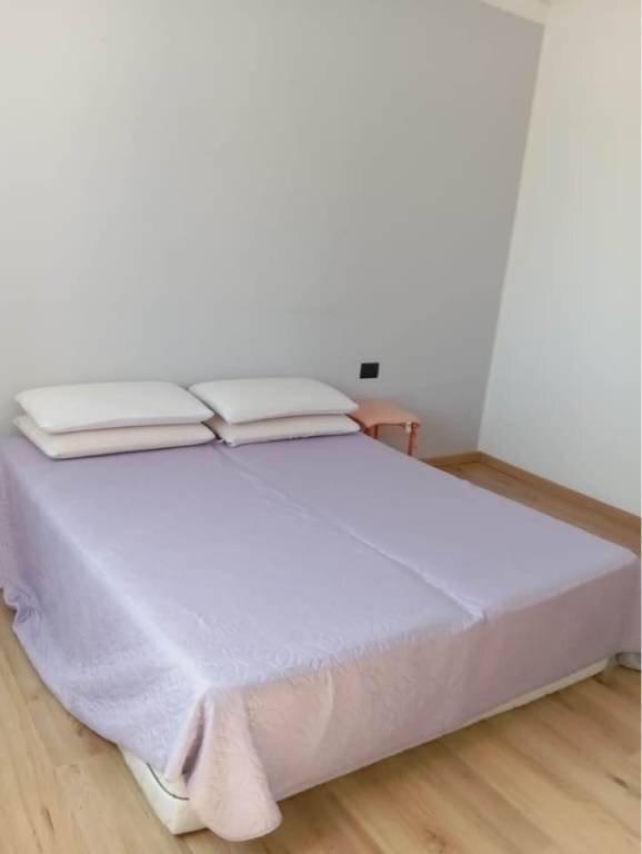 Camera da letto - Trilocale via Spinetta, frazione Madonna Delle Grazie, Cuneo - foto 3