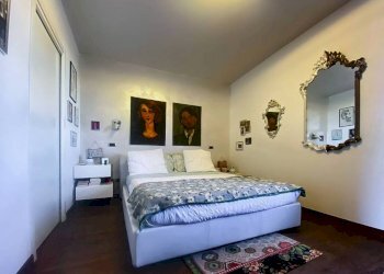 Camera da letto - Appartamento via della Ripa, 8, frazione Madonna Delle Grazie, Cuneo - foto 8