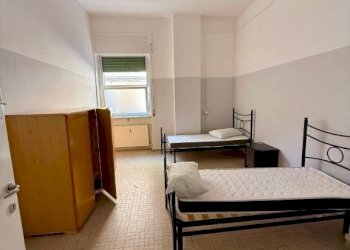 Camera da letto - Warehouse via Luciano Zamperini, 11A, Genova (neighborhood Bolzaneto) - photo 6