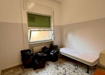 Camera da letto - Warehouse via Luciano Zamperini, 11A, Genova (neighborhood Bolzaneto) - photo 15