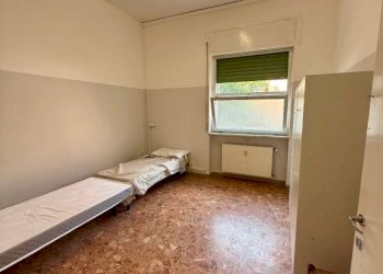 Camera da letto - Warehouse via Luciano Zamperini, 11A, Genova (neighborhood Bolzaneto) - photo 21