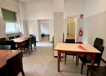 Interno non residenziale - Magazzino via Luciano Zamperini, 11A, Genova (zona Bolzaneto) - foto 8