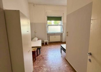 Stanza non arredata - Magazzino via Luciano Zamperini, 11A, Genova (zona Bolzaneto) - foto 16