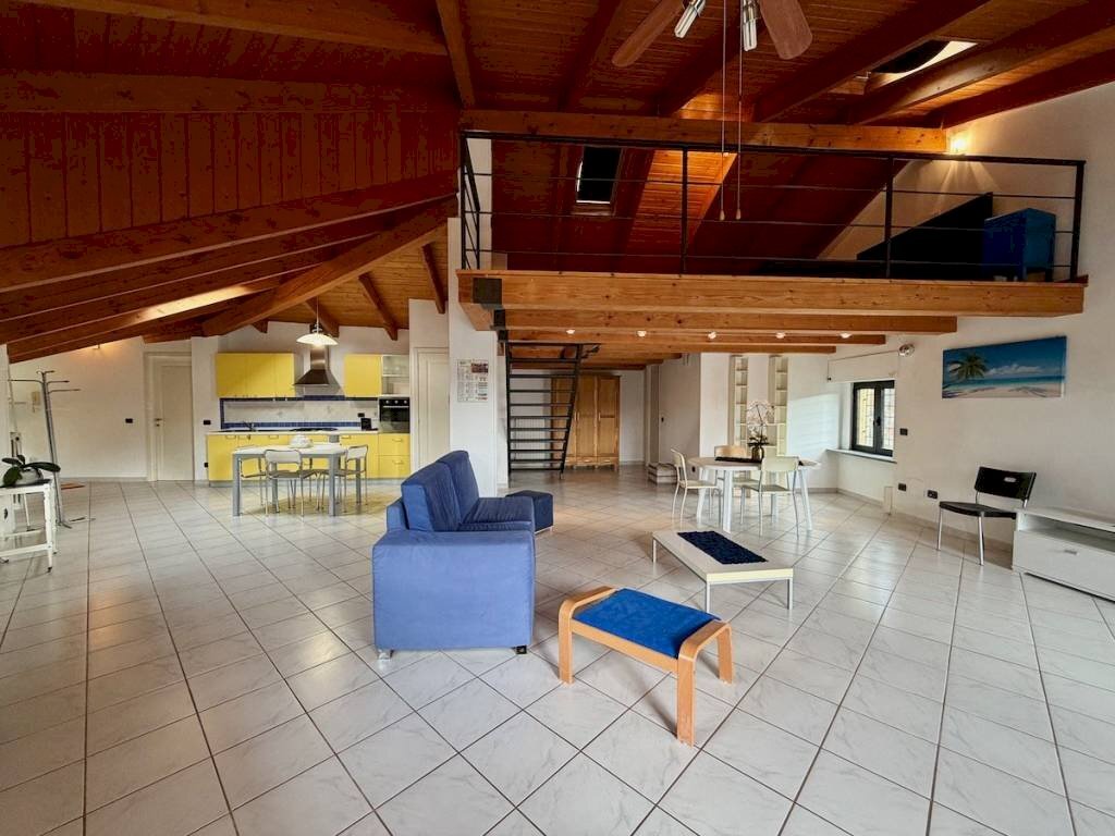 Salone - Attico Regione Capisano, 1, Andorno Micca - foto 1