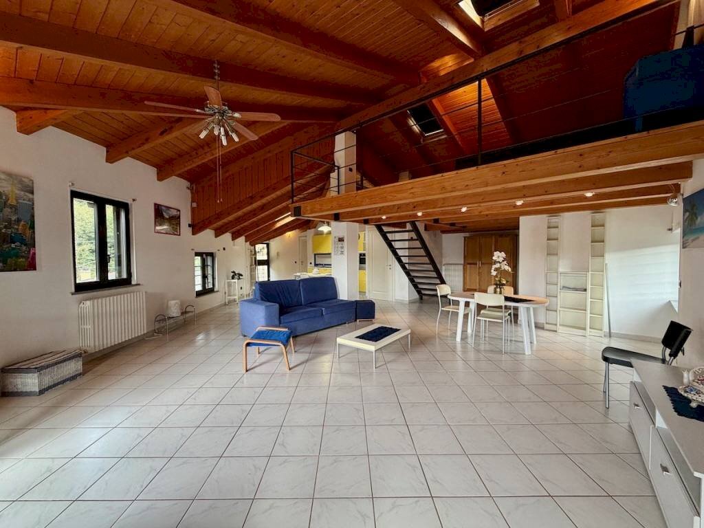 Salone - Attico Regione Capisano, 1, Andorno Micca - foto 2