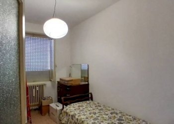 Camera da letto - Quadrilocale via 1 Maggio, 20, Sondalo - foto 16