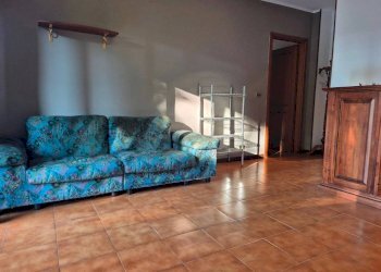 Salone - Appartamento via Don Giovanni Minzoni, Cuneo (zona Donatello) - foto 3