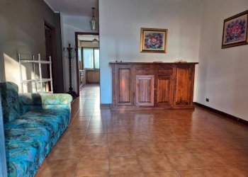 Salone - Appartamento via Don Giovanni Minzoni, Cuneo (zona Donatello) - foto 4