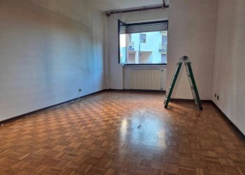 Camera da letto - Appartamento via Don Giovanni Minzoni, Cuneo (zona Donatello) - foto 19