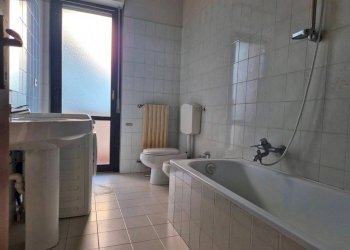 Bagno - Appartamento via Don Giovanni Minzoni, Cuneo (zona Donatello) - foto 31