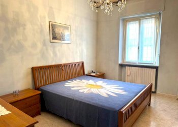 Camera da letto - Trilocale via Ferrara, 7, Beinasco - foto 7