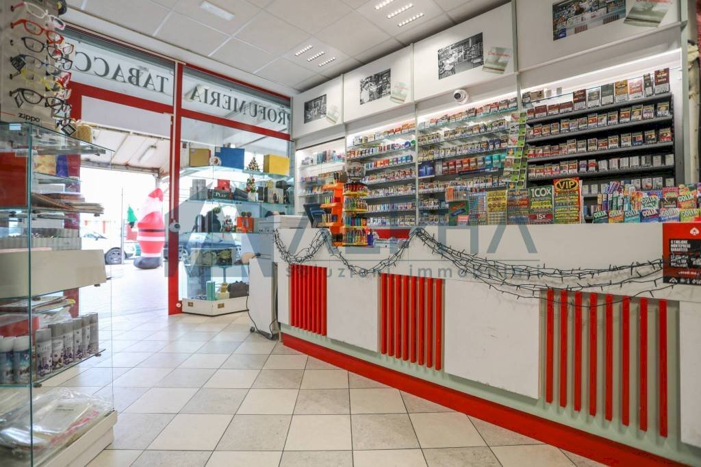 Interno non residenziale - Bar - Tabacchi - Ricevitoria viale Garian, Rimini - foto 3