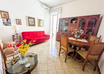 Salone - Quadrilocale Roma (zona Lido di Ostia) - foto 12