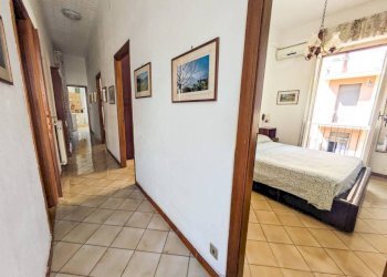 Corridoio - Quadrilocale Roma (zona Lido di Ostia) - foto 23