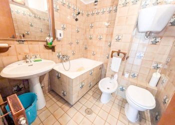 Bagno - Quadrilocale Roma (zona Lido di Ostia) - foto 20